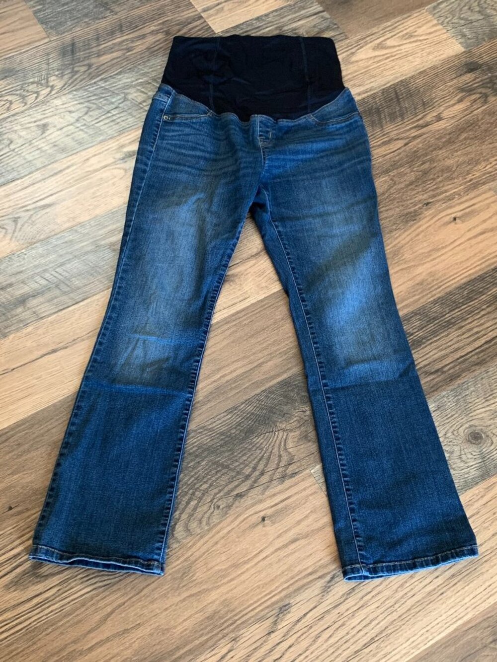 Isabel Maternity size 8/29R Blue Denim Bootcut Skinny Jeans